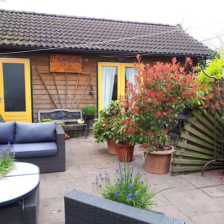 It Tunhuske Bed & Breakfast Renkum Bagian luar foto